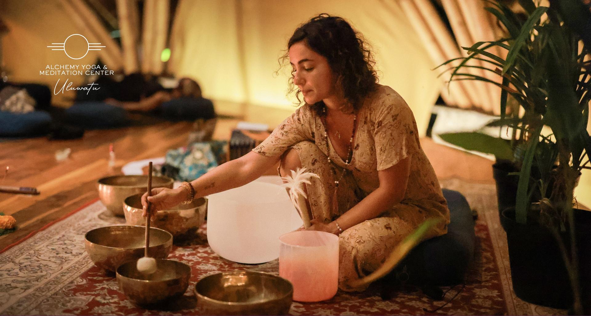 Voice of Saraswati: Learn how to use Himalayan Bowls