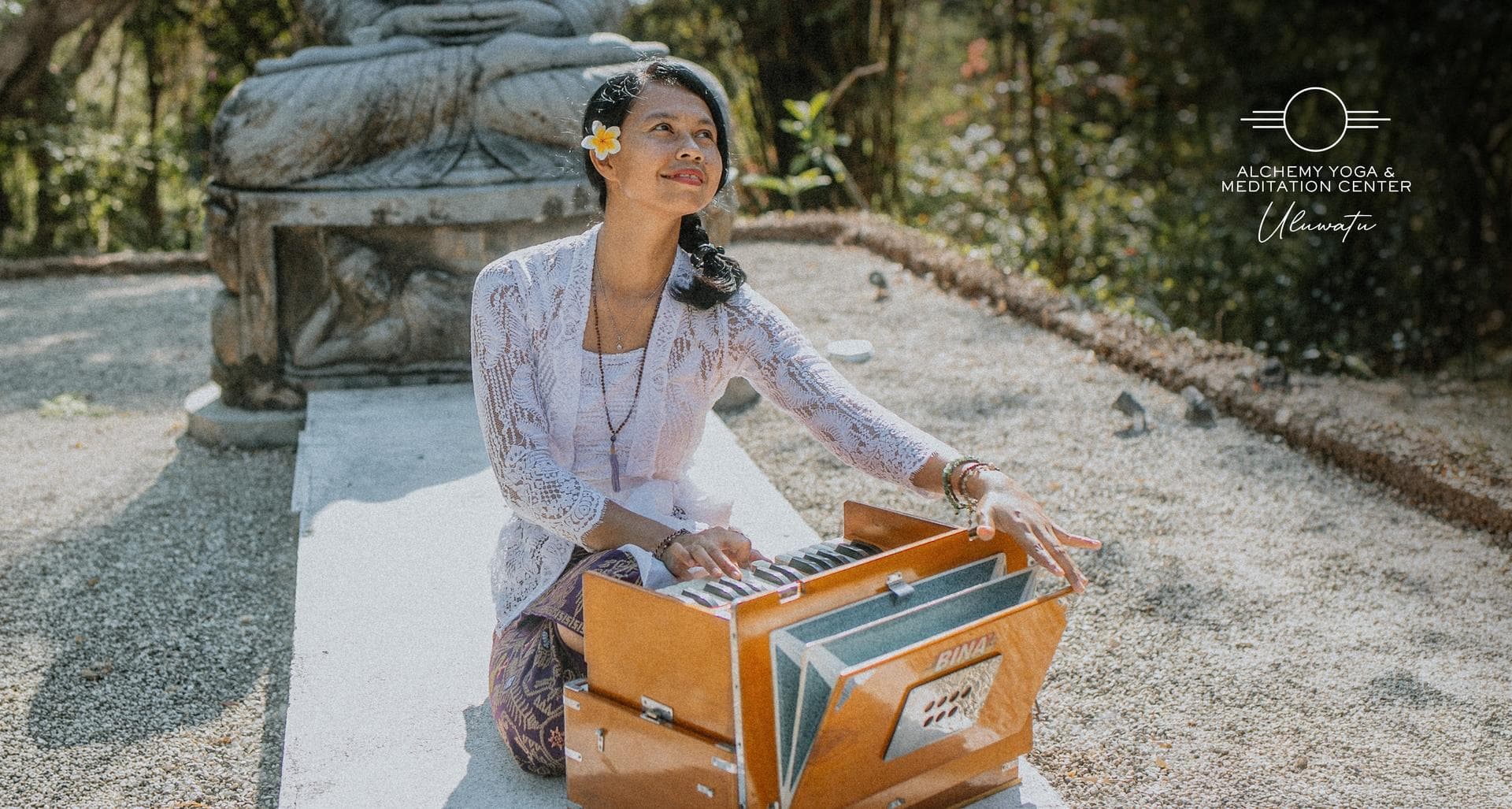 Heart-Opening Cacao, Mantra & Meditation Journey with Sofia