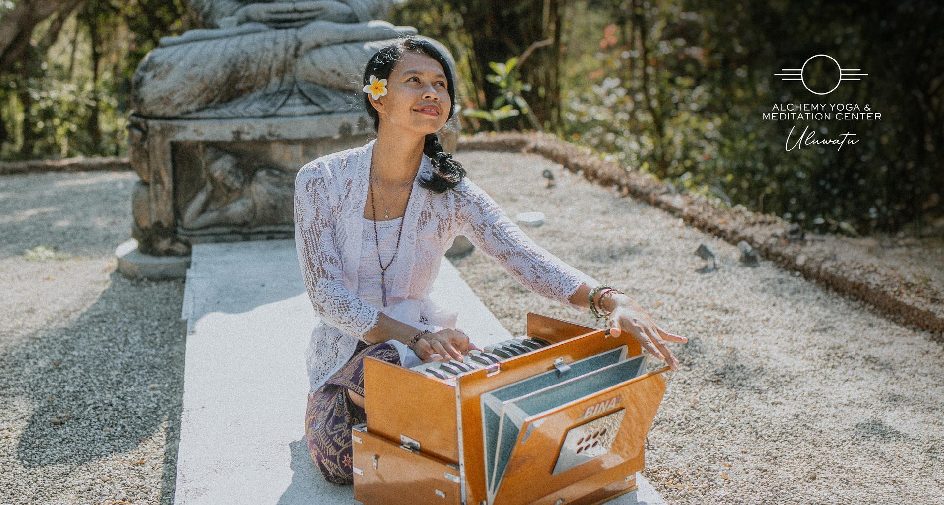 Heart-Opening Cacao, Mantra & Meditation Journey with Sofia